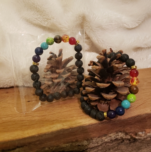 💕 3/$20 Lot of 2 bracelets! 7 Chakra Lava Stone Bracelets (see explanation) - Picture 4 of 4